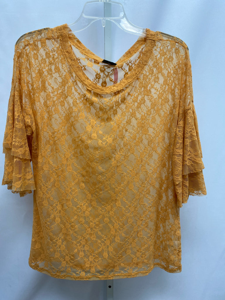 Bobeau Size Large Golden 3/4 Sleeve Top