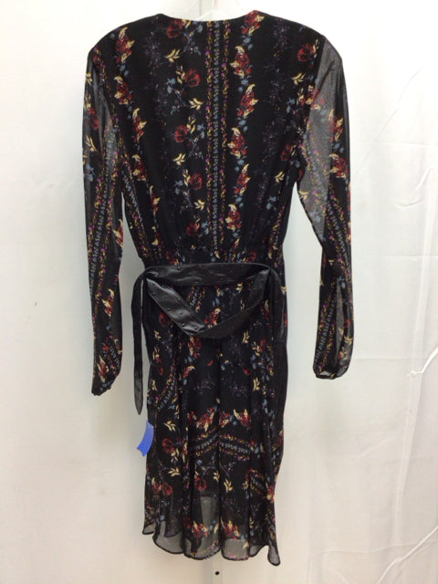 Size Small Guess Black Floral Long Sleeve Dress