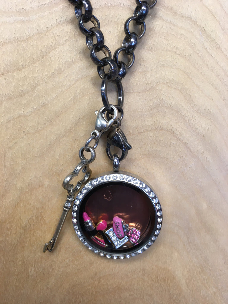 Origami Owl Necklace