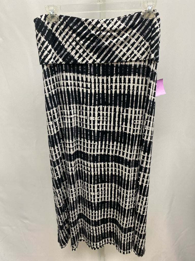 Calvin Klein Size XL Black/White Skirt