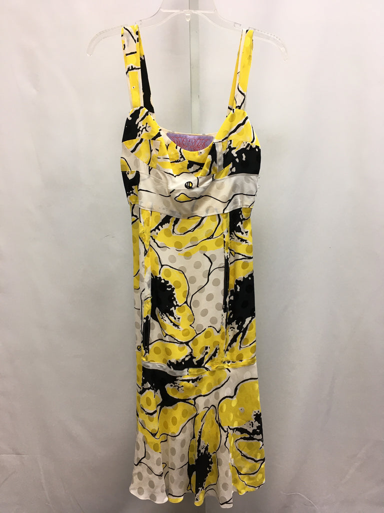 Size Medium Yellow Print Sleeveless Dress