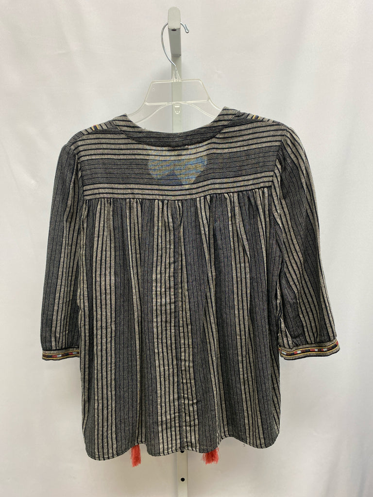 Size Medium Gray Stripe 3/4 Sleeve Top