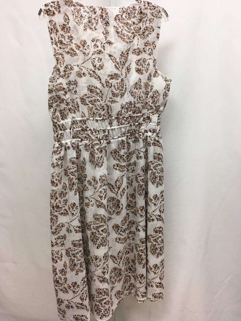 Size Large WHBM White/Tan Sleeveless Dress