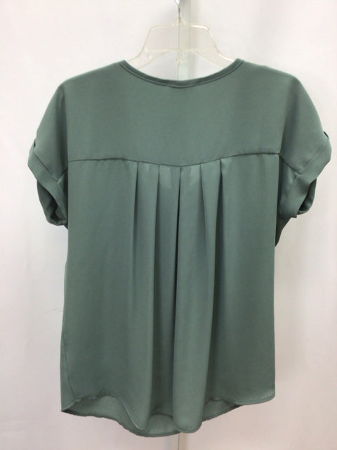 Pleione Size Small Olive Short Sleeve Top