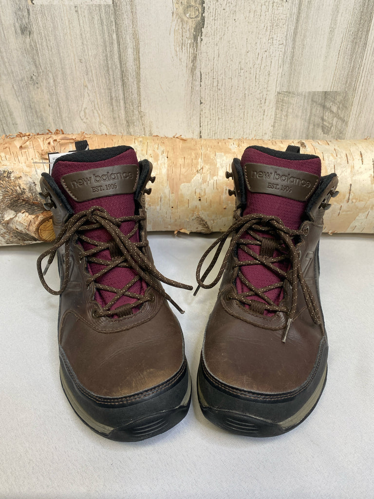 New Balance Size 10 Brown Hiking shoe