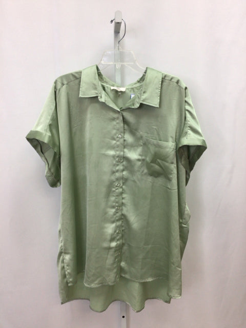 entro Size 1X Green Short Sleeve Top