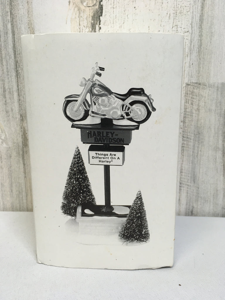 Department 56 Christmas Decor