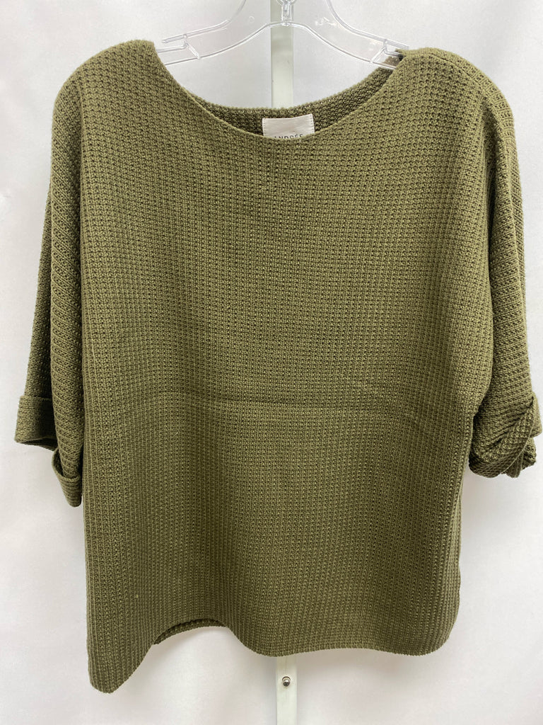 Andree Size Small Army Green 3/4 Sleeve Top