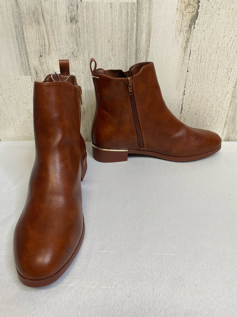 London Fog Size 9 Brown Boots
