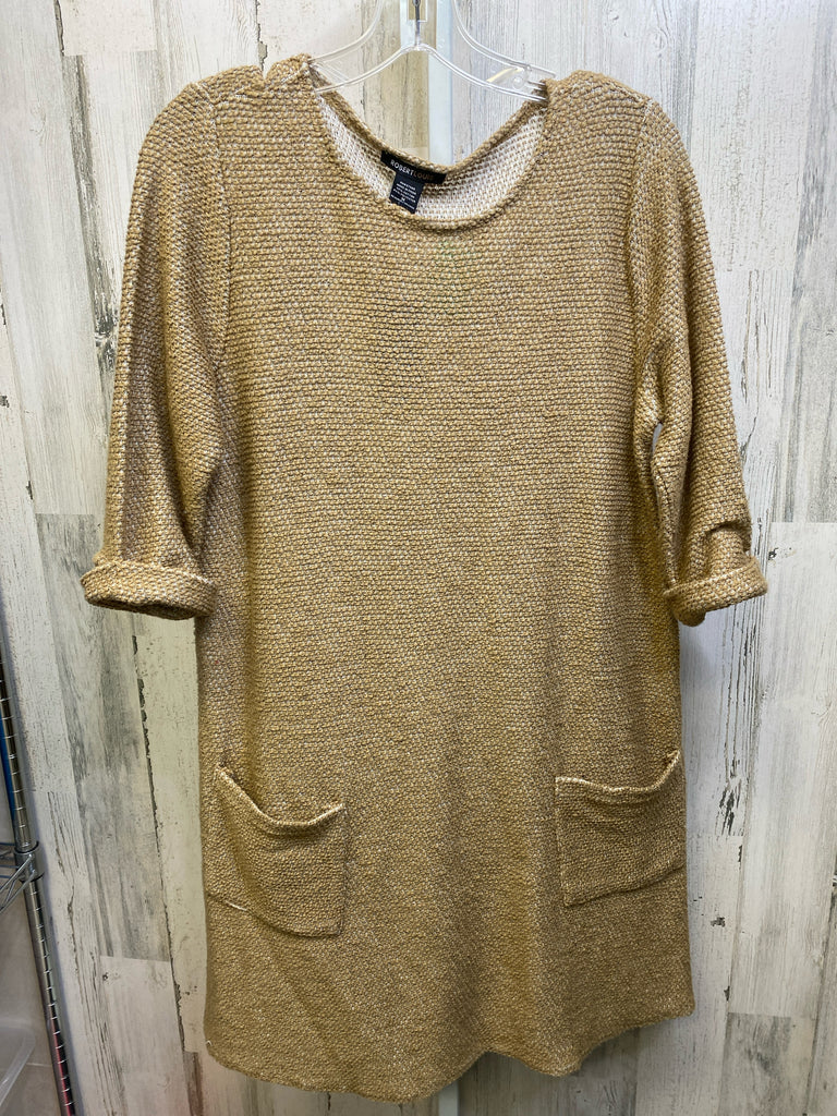 Size Medium Robert Louis Khaki 3/4 Sleeve Dress