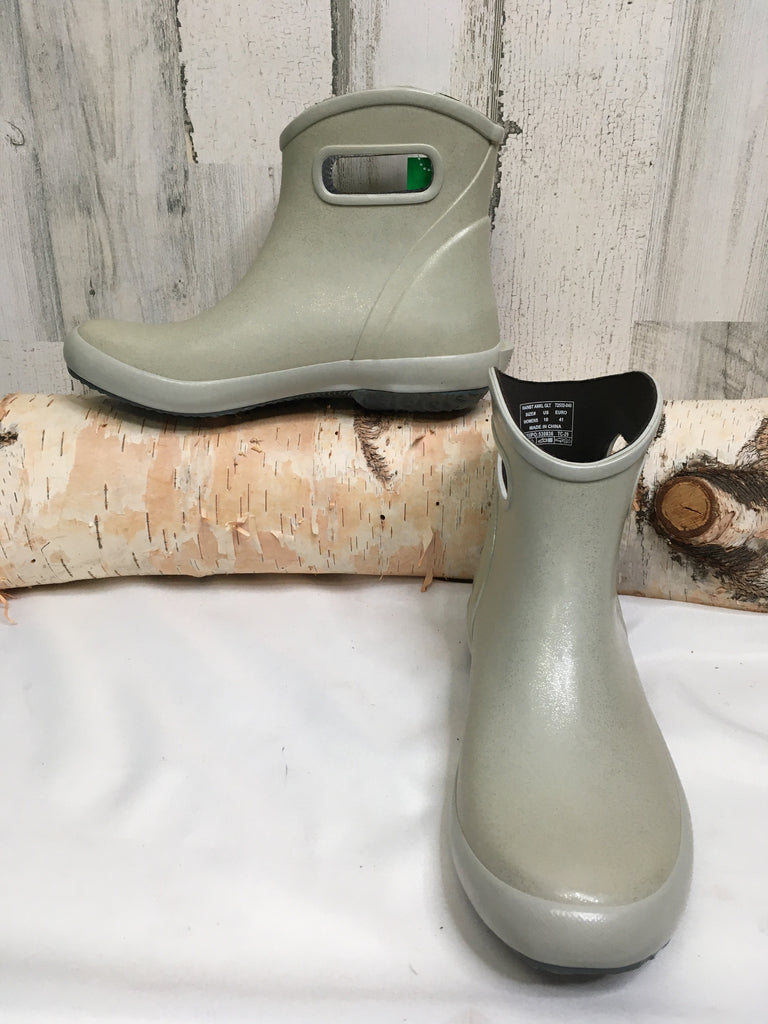 BOGS Size 10 Sage Boots