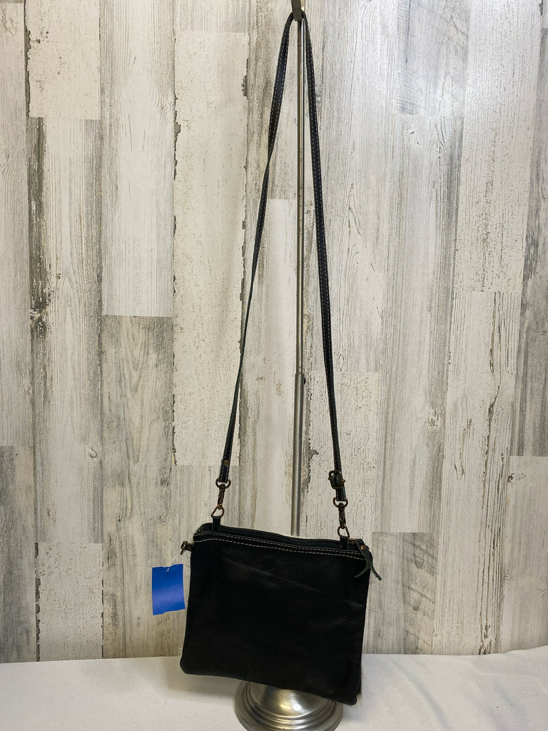 Myra Bag Black Crossbody