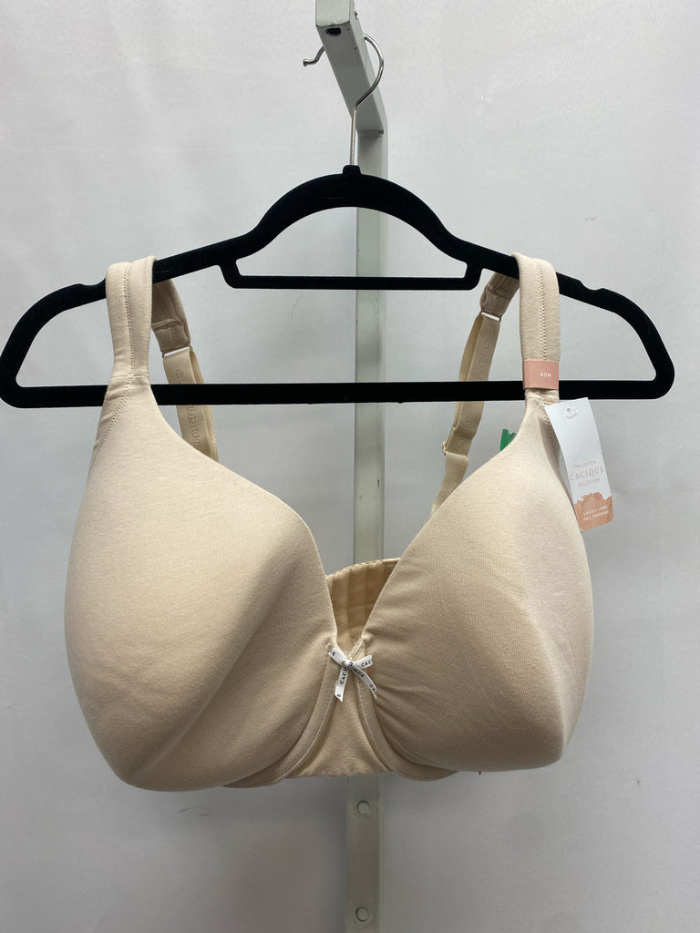 Cacique Size 40 Nude Bra