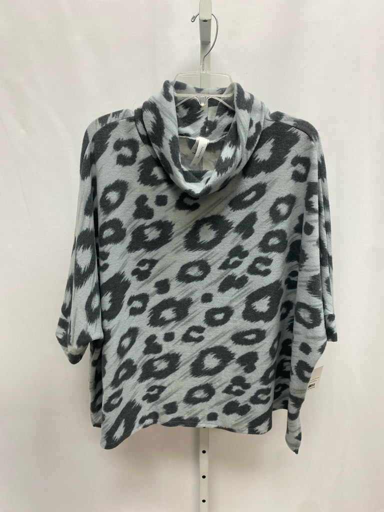 Honeyme Size Medium Gray Animal Poncho
