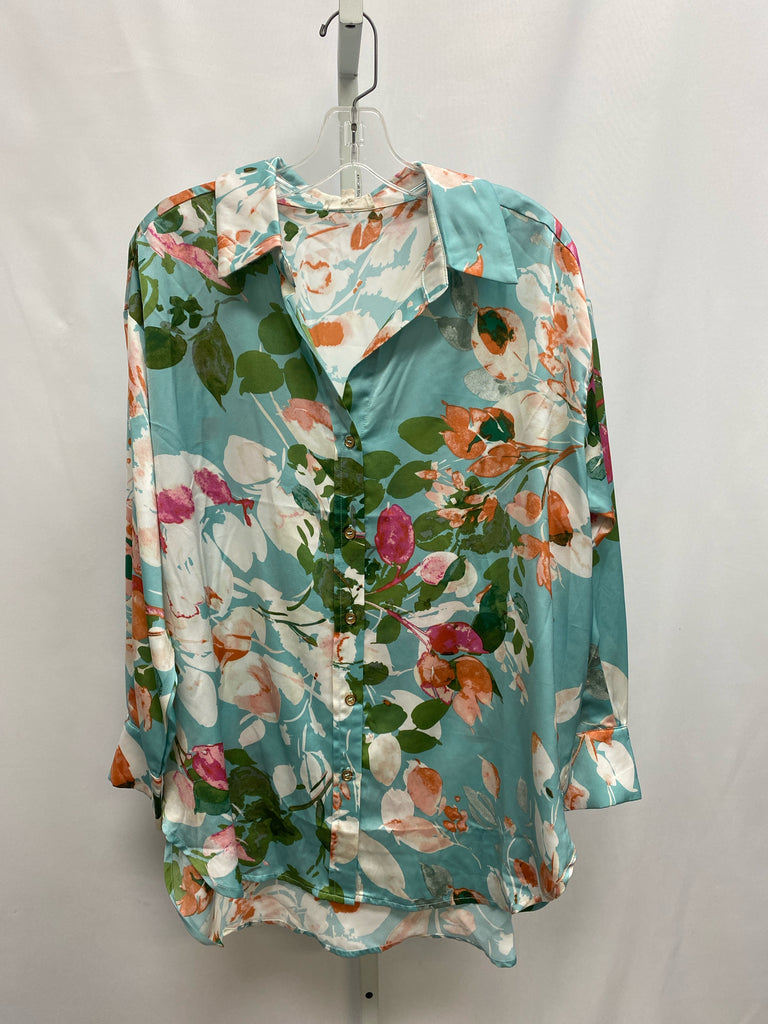 entro Size Medium Blue Floral Long Sleeve Top