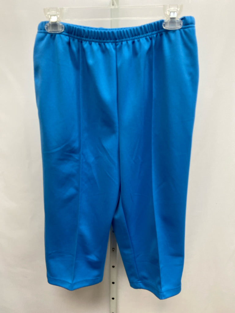 Blair Size Medium Blue Crop/Capri