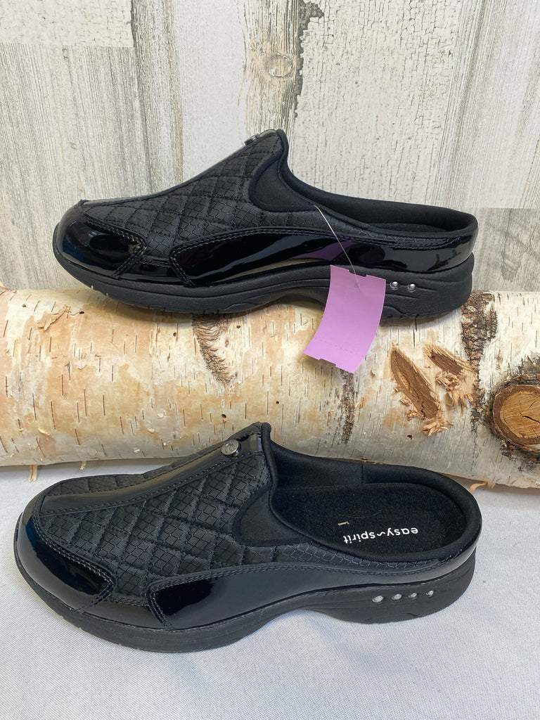 Easy spirit Size 8.5 Black Slip-ons