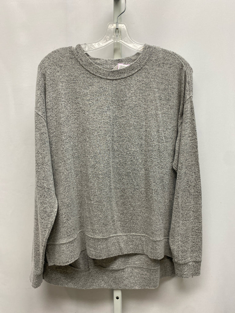 BP Size Medium Gray Heather Long Sleeve Top