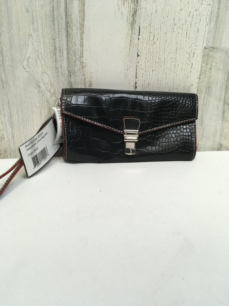 Lodis Black Wristlet
