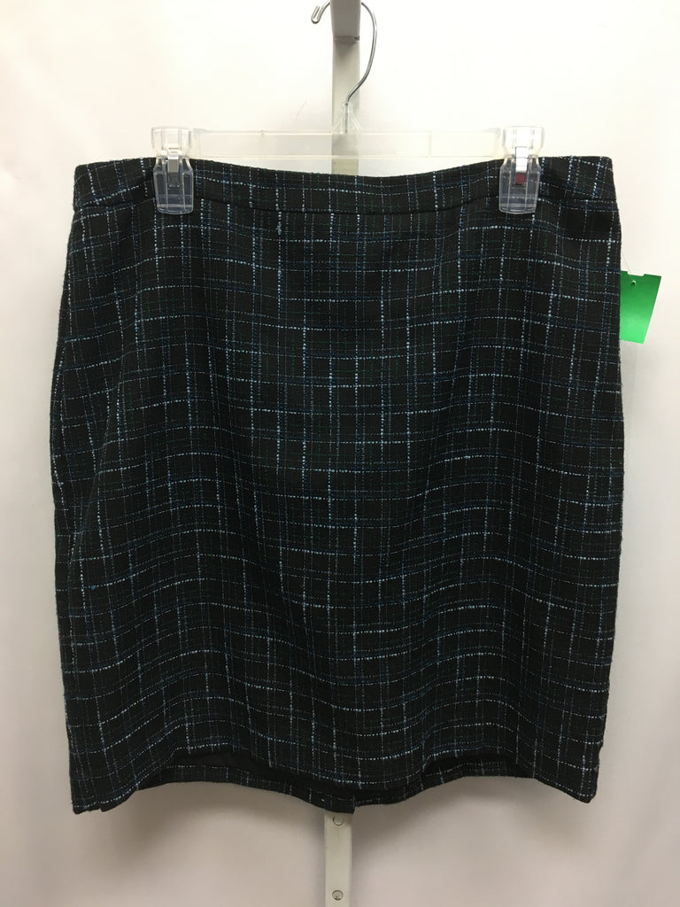 LOFT Size 12 Black Plaid Skirt
