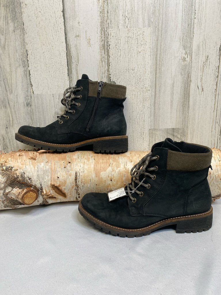 Ecco Size 41 (10/10.5) Charcoal Booties