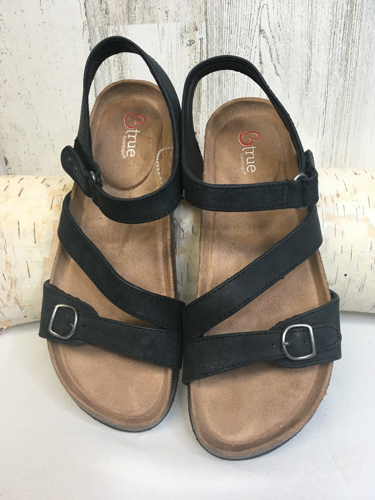 Bare Traps Size 7.5 Black Sandals