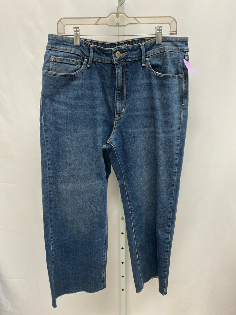 Levi Size 32 (12) Denim Jeans