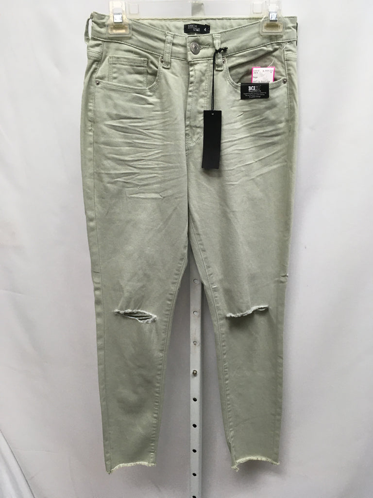 Size 27 (4) Sage Jeans