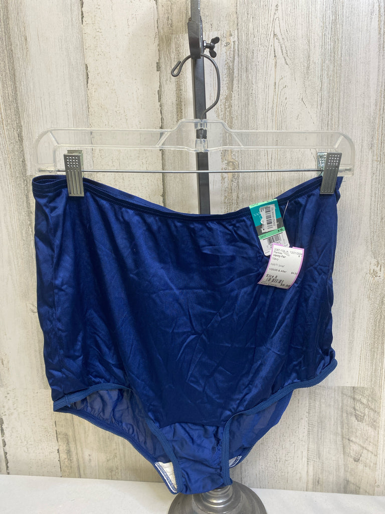 Size 8 Vanity Fair Navy Panties