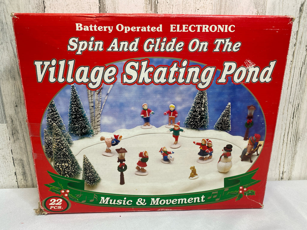 Lemax Christmas Decor