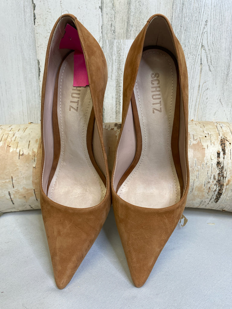 Schutz Size 6 Tan Heels