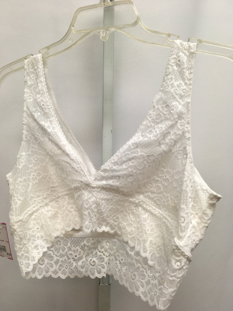 Size Large SO White Lacey Bra