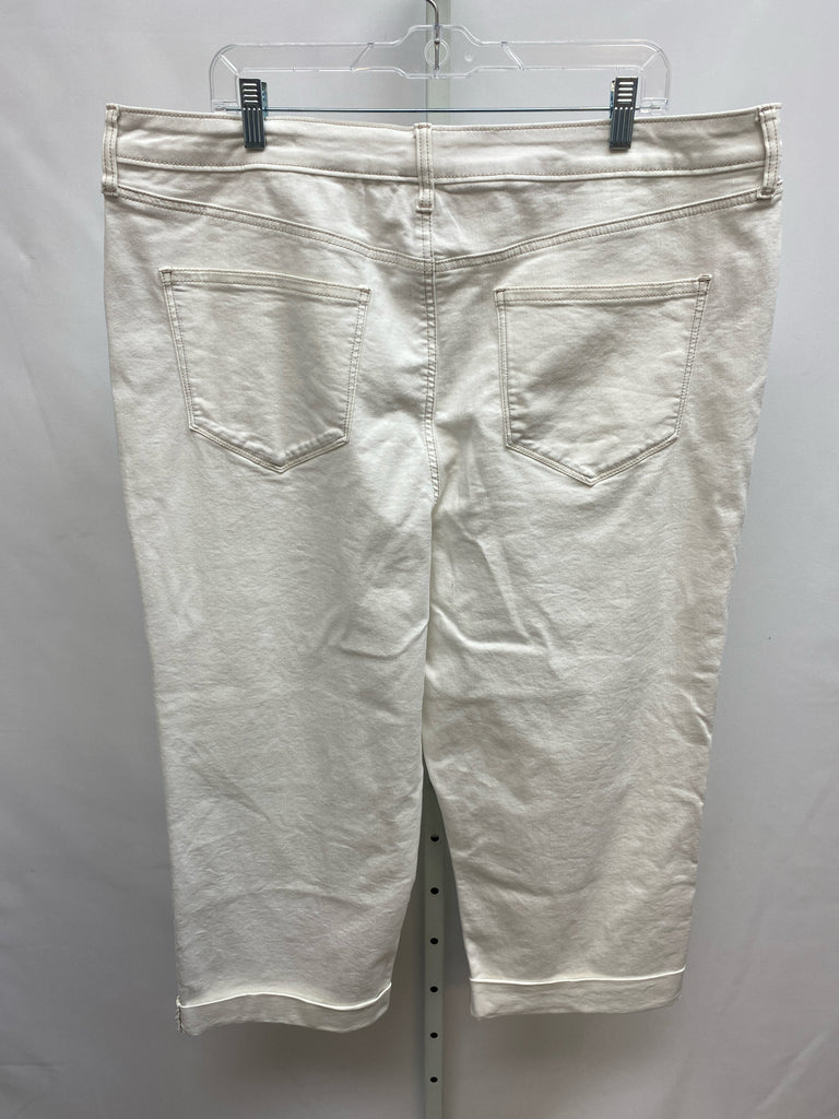 Sonoma Size 18W White Denim Crop/Capri