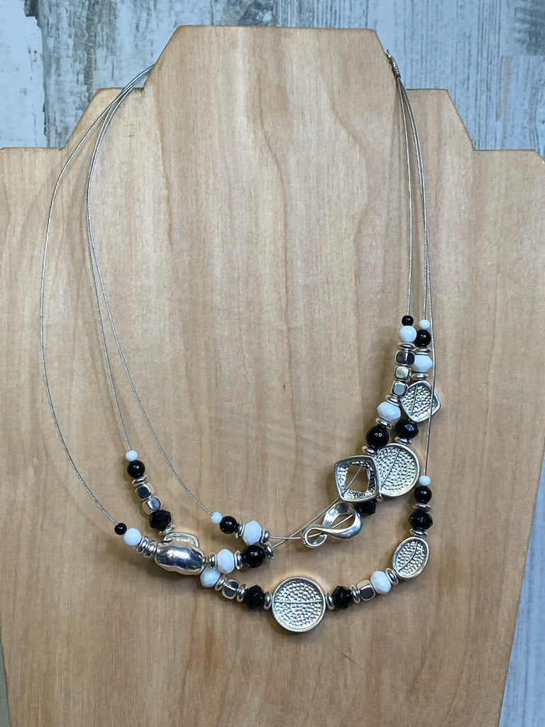 Black/White Necklace