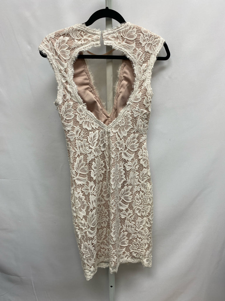 Size 6 Betsy & Adam White Sleeveless Dress