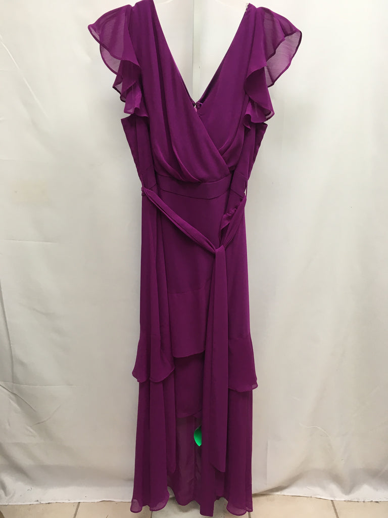 Size Medium City Chic Purple Short Sleeve Dress
