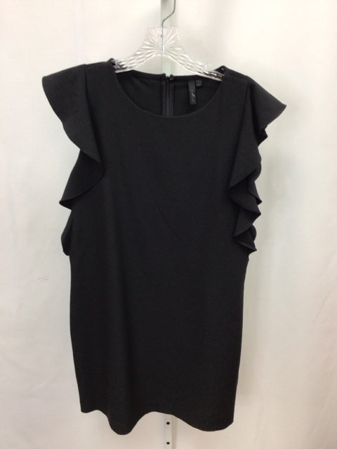 Size Large Aryn K. Black Short Sleeve Dress