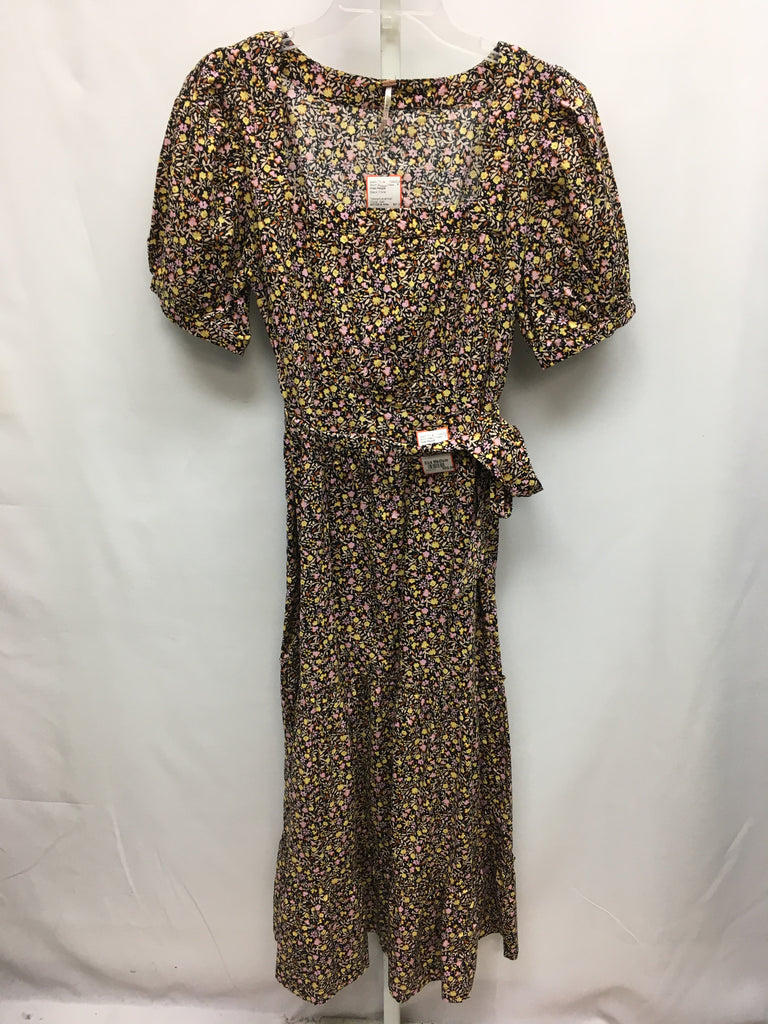 Free People Size Medium Black Floral Short Sleeve Dress – Best Friends Consignment