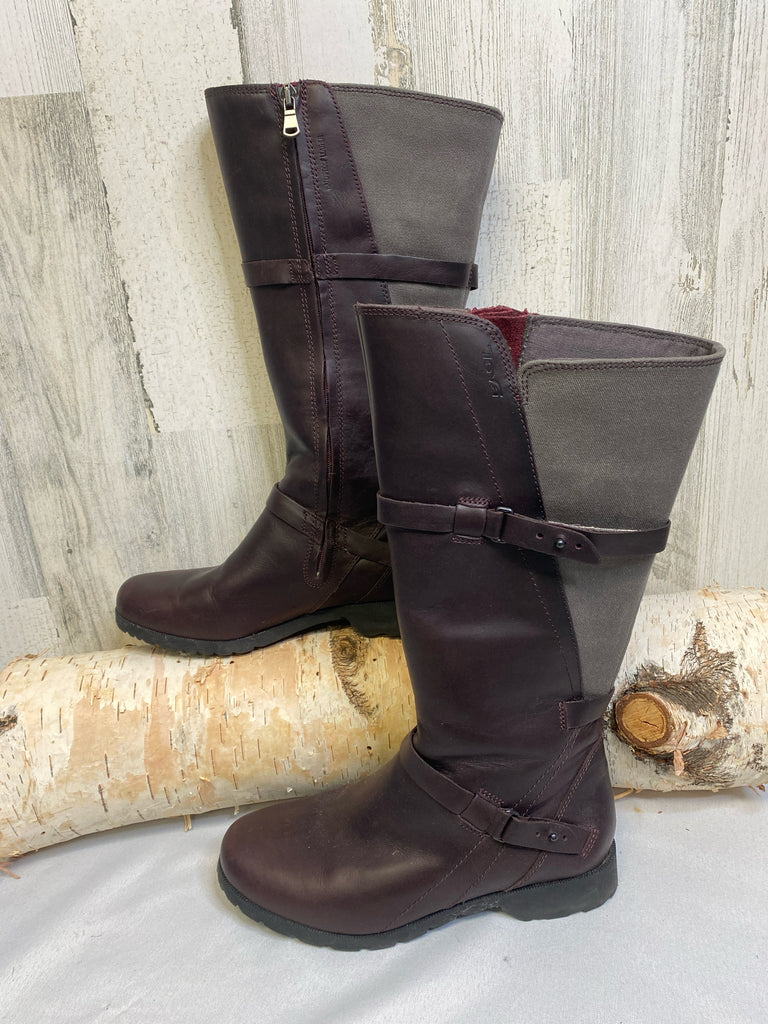 Teva Size 7.5 Brown Tall Boots