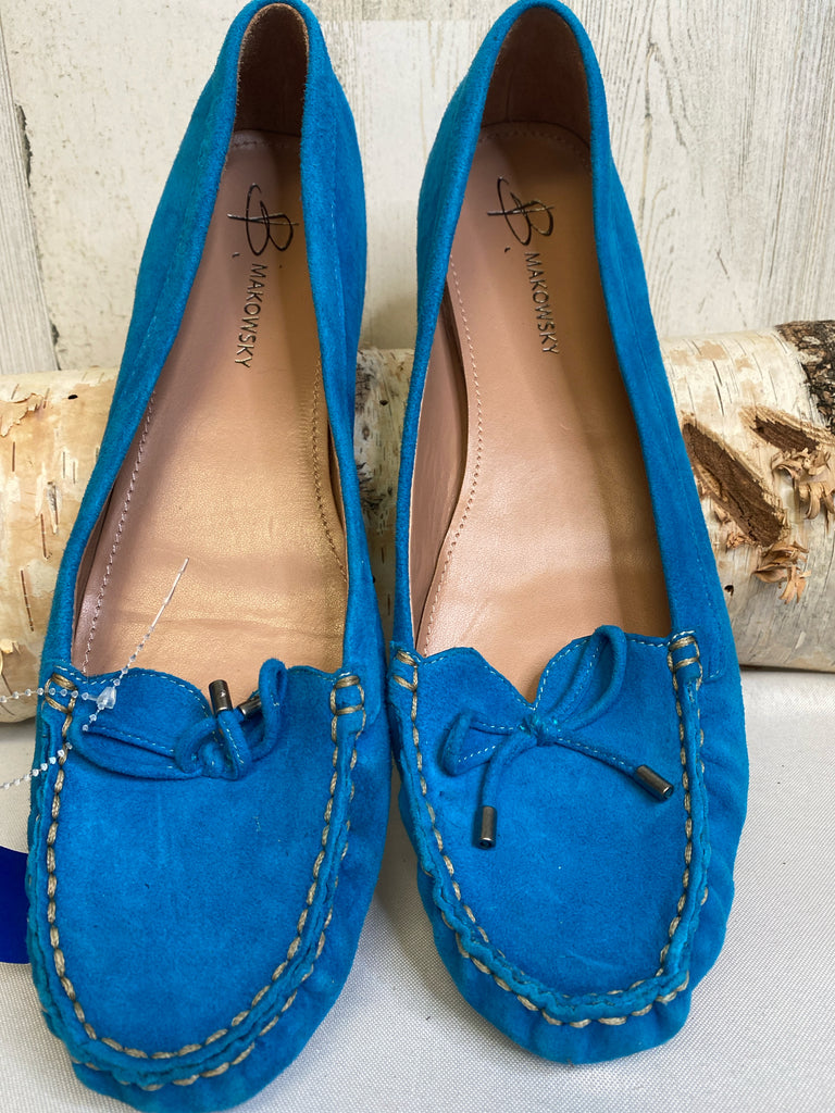 B Makowsky Size 11 Turquoise Flats