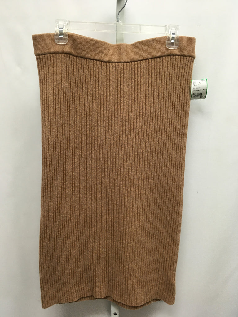 Gap Size Large Camel Skirt