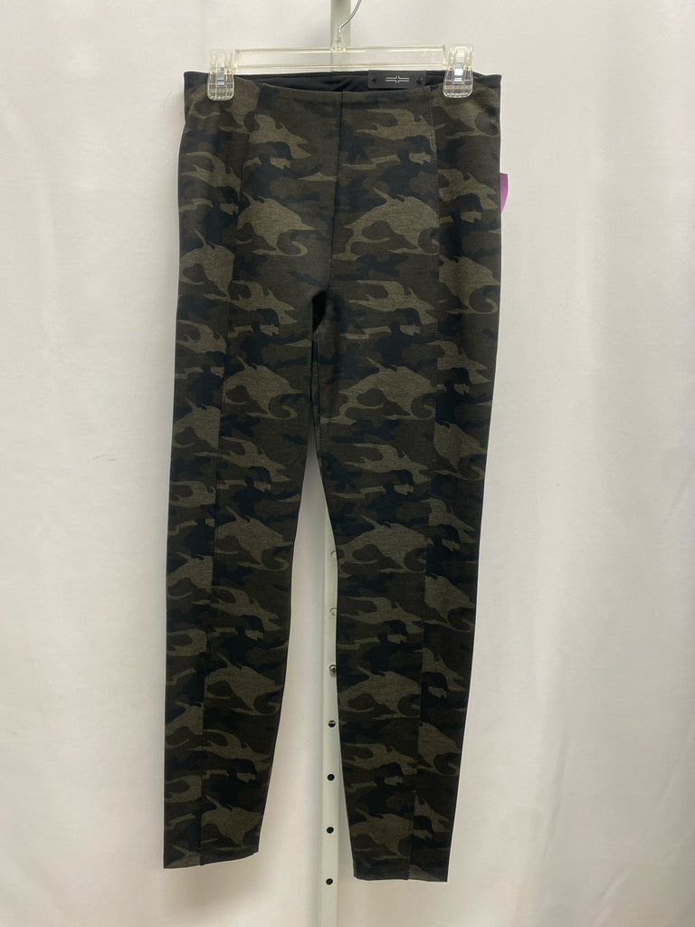 Liverpool Size 4 Camoflouge Leggings