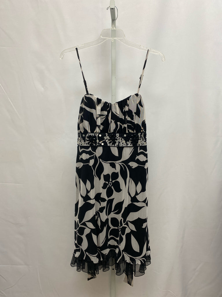 Size 16 R&M Richards Black/Gray Sleeveless Dress