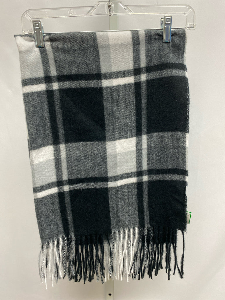 Black/White Scarf