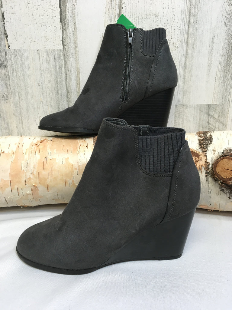 Market & Spruce Size 8 Charcoal Booties