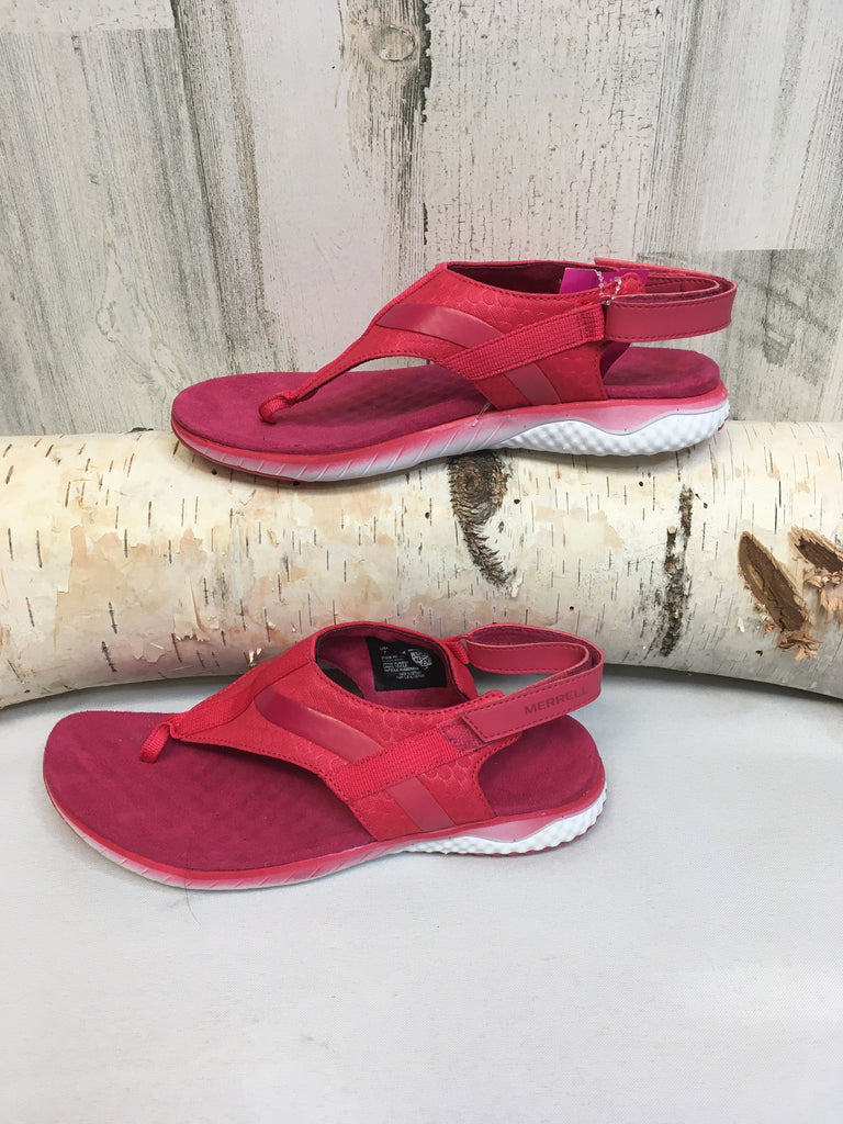 Merrell Size 7 Hot Pink Sandals