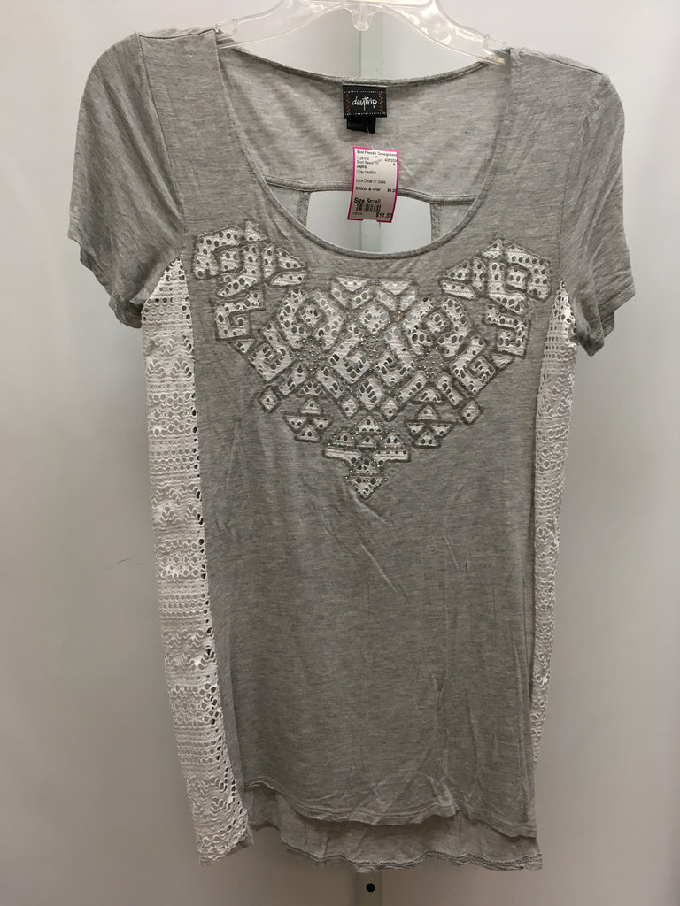 Daytrip Size Small Gray Heather Short Sleeve Top