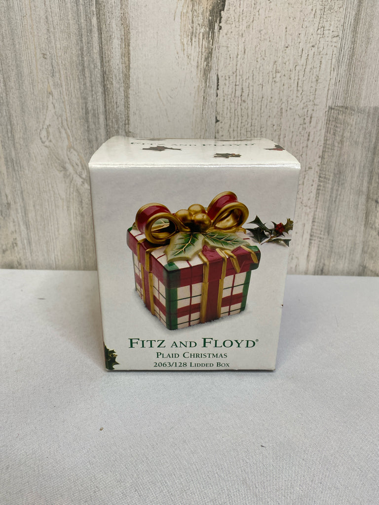 Fitz and Floyd Christmas Decor