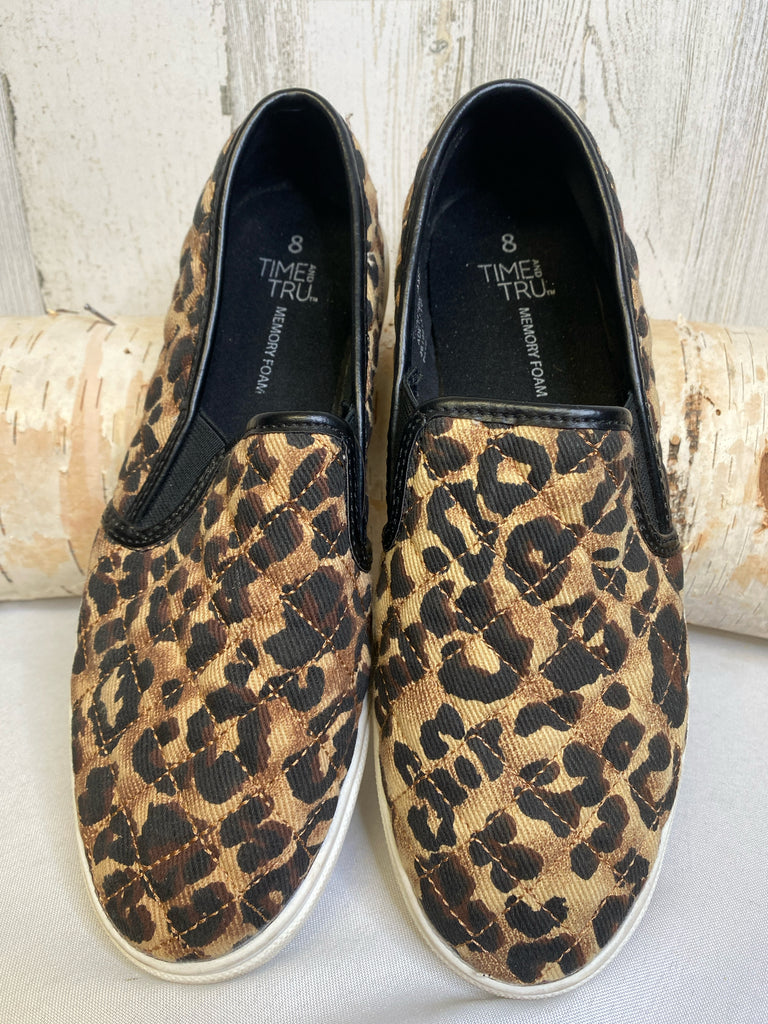 Time and Tru Size 8 Animal Print Sneakers