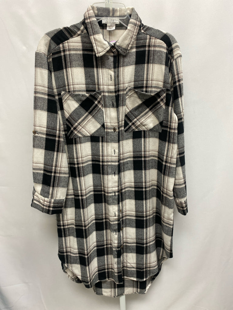 Size Medium Life Cream Plaid Long Sleeve Dress